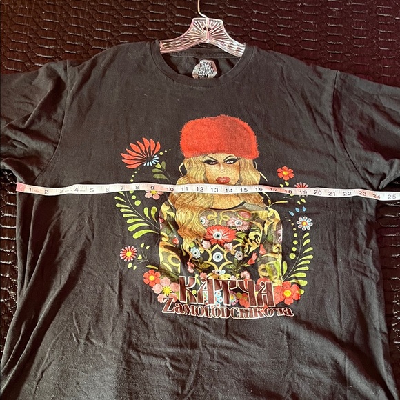 RPDR Katya T-shirt - Picture 5 of 6